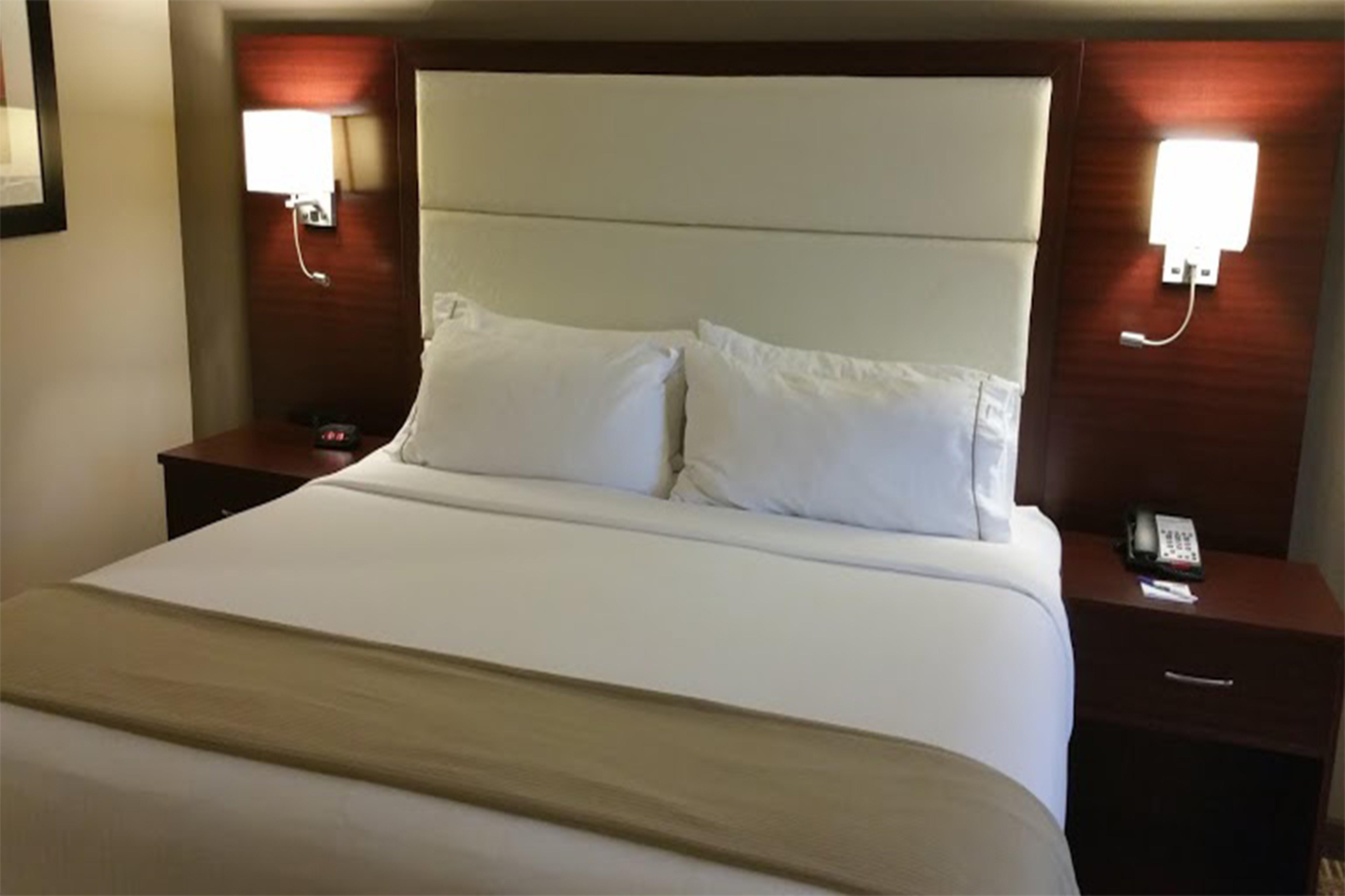 Holiday Inn Express & Suites Lantana By Ihg Esterno foto